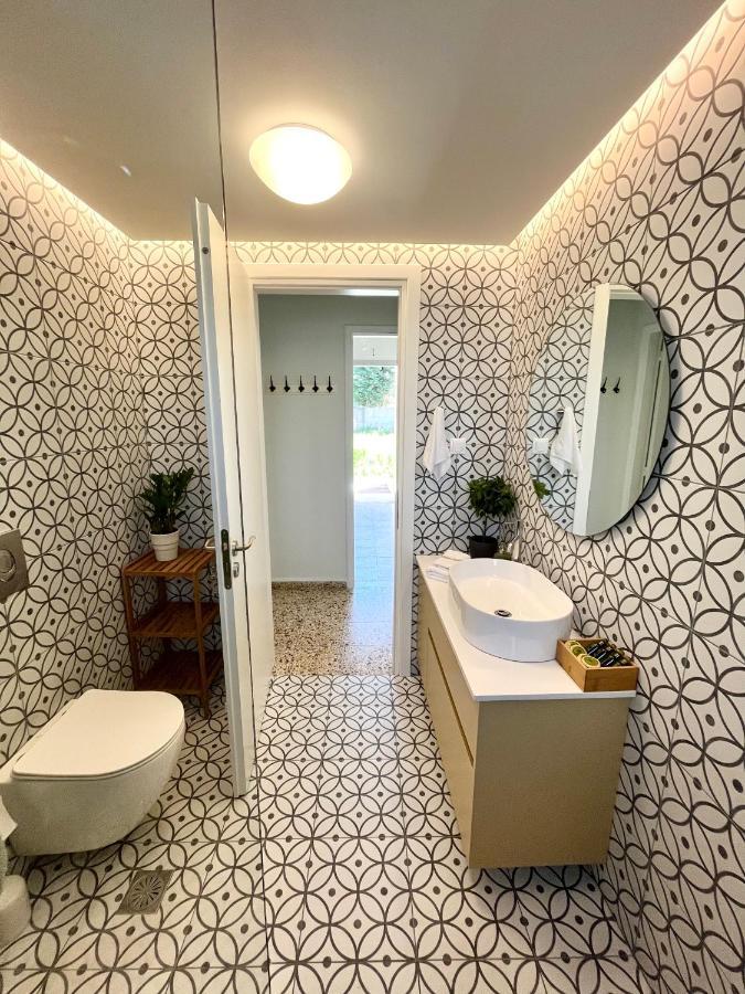 Haralabos Central Apartment Ханя Екстериор снимка